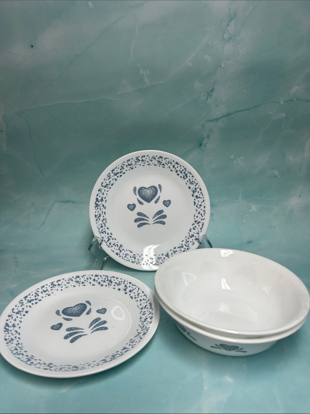 Corelle Blue Hearts blue sponge trim 2011-2018 Dinnerware (Discontinue )